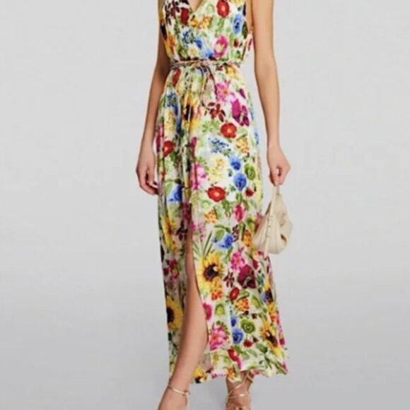 Alice + Olivia Dresses & Skirts - Alice + Olivia  Samantha Floral Surplice Dress sz 8  EUC